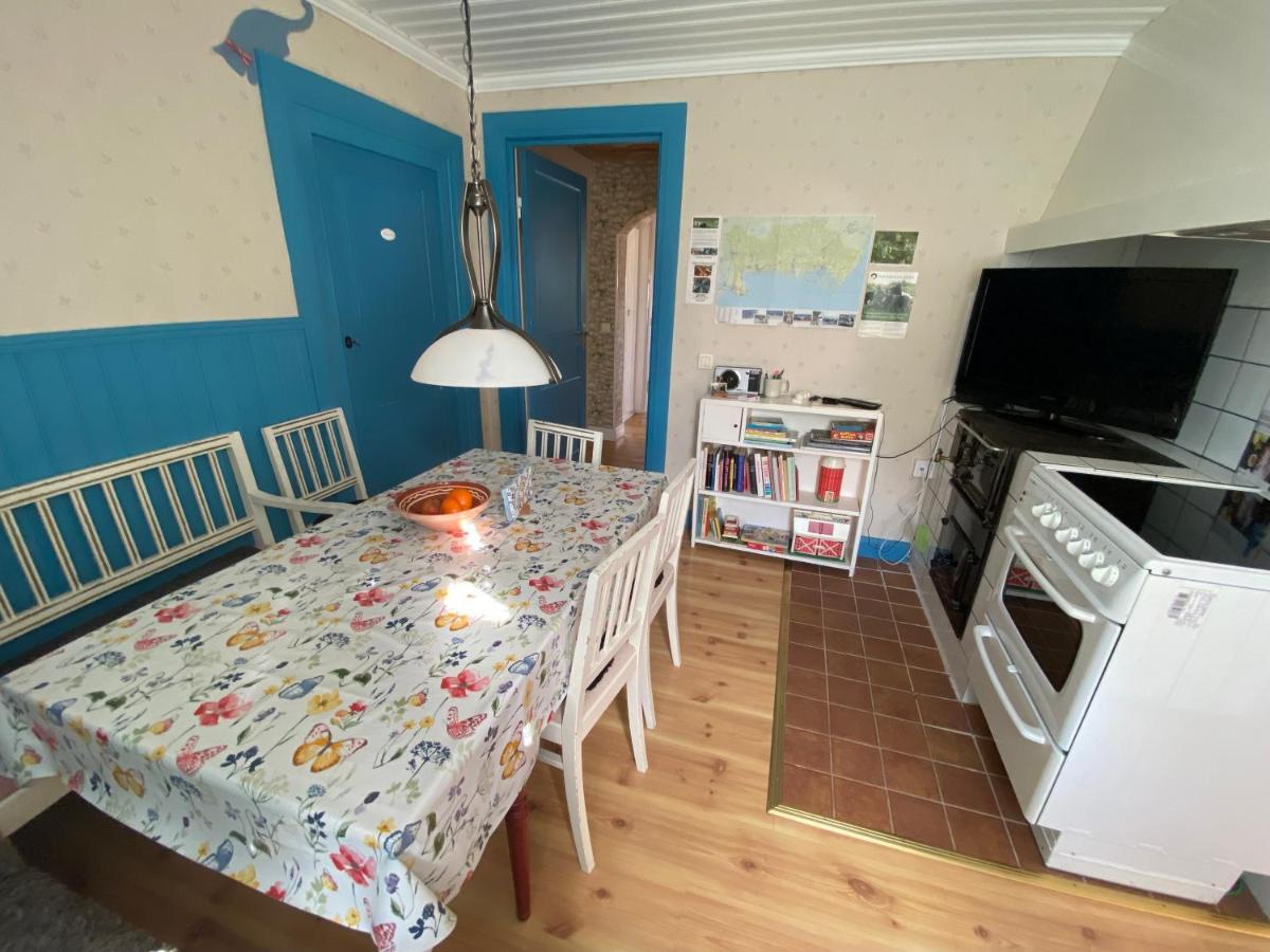 Spjutsbygds Gards Bed And Breakfast Rodeby Exterior foto